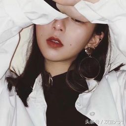  她不喜欢你了,发再多表情包都没用