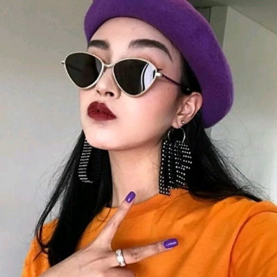  女生qq好冷酷头像图片,不倾城不娇媚不可爱的籹子