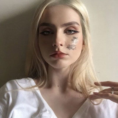 欧美头像女生乌克兰