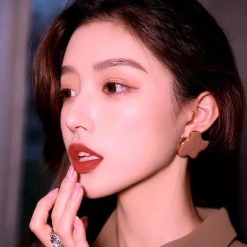  女生头像ins风酷酷的女生头像