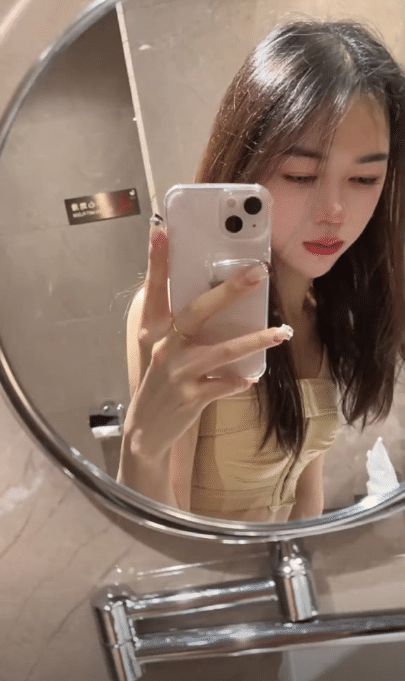  25岁抖音网红宣布变性,梦想成为高冷美女,网友直乎不相信