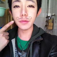  qq男头像孤独爱你爱得身不由己