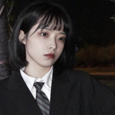 女生闺蜜头像一人一张甲