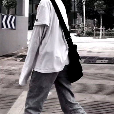  意境高冷寂寞男生头像男生帅气qq头像