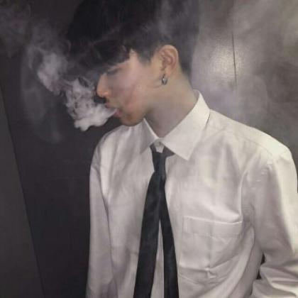  白白浪费这大好时光,男生伤感头像高清