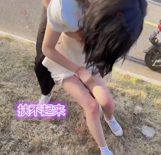  中学生逃课野餐聚会,女生自己喝醉摔倒树坑,网友年轻人不学好