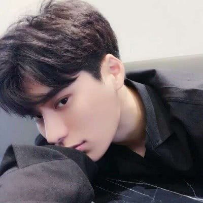  男生不爱你,却依然和你在一起,这3行为基本隐藏不了