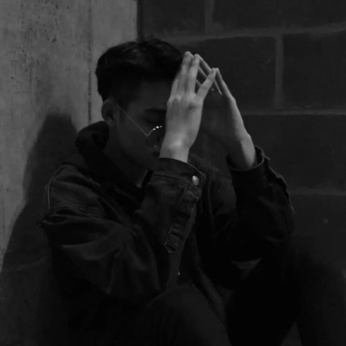  头像你不快乐是因为你没有好好爱自己且常常因为别人而消耗着自己