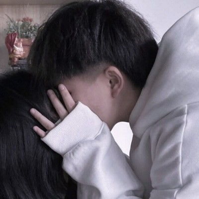  微甜情头世界上这么多人,我们怎么会在这里相遇是因为这张情头吗