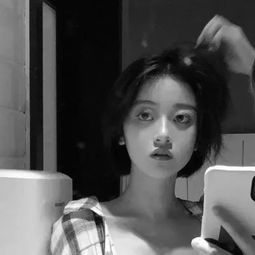  女生头像女生伤感黑白头像大全