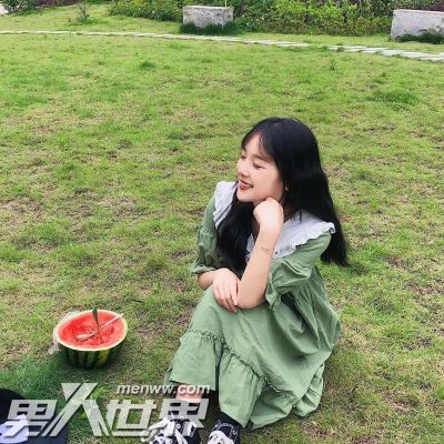 女生闺蜜头像一人一张男