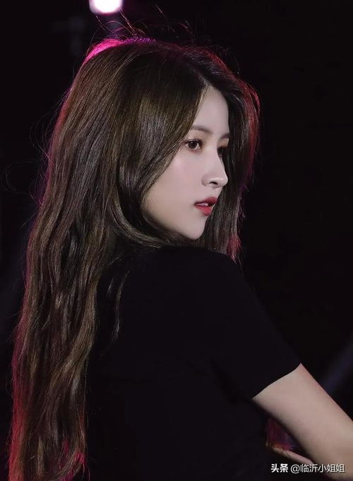  金韶情,清新淡雅的少女气质,侧颜最好看的韩国美女,太美啦