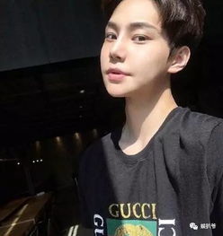 男生头像图片于雯静