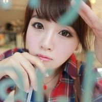  简单的文字代表不了任何情绪青春活跃的非主流唯美女生qq头像