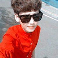  红衣服男孩头像图片微信头像图片大全