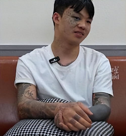  2020年火遍全网的14岁纹面男孩,连工作都找不到,如今他怎样了