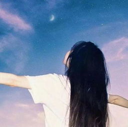  动漫女生侧脸qq头像